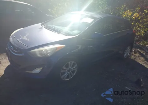 2013 Hyundai Elantra Gt из США, поврежденный, VIN KMHD35LE0DU092170